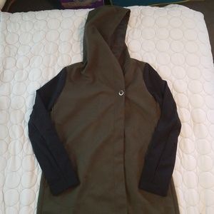 Lululemon Savasana Softshell II EUC